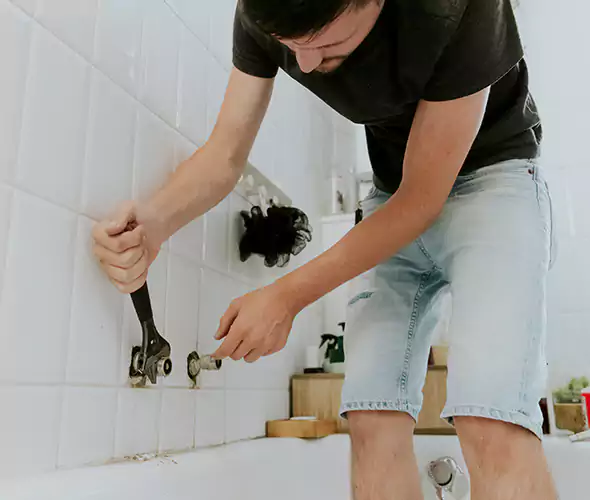 Affordable Bathtub Faucet Replacement in Simpsonville: Choose Experienced Local Technicians